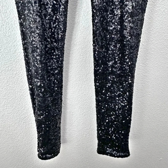 H&M | Black Legging Ponte Pants Sequin Sequined Pants Size + Ankle Zip | Size 6 - Picture 4 of 8
